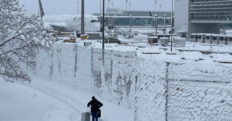 Munich Airport Resumes Operations After Major Snowfall