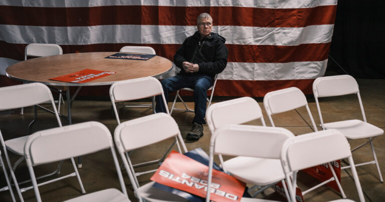 Negative, Defensive and Dark: The Final Ads of the Iowa Campaign