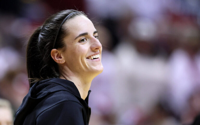 Caitlin Clark declares for 2024 WNBA Draft ahead of final postseason run with Iowa